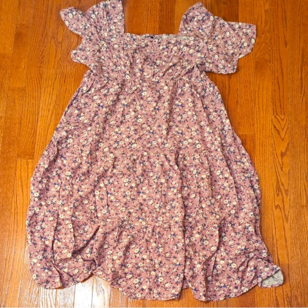 BloomChic Ditsy Floral Dress Size 14-16 Pink with Blue and White Flowers New